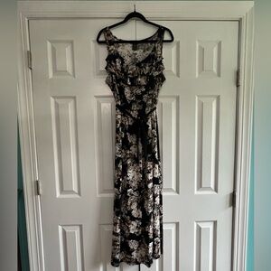 Susan Lawrence Black and White Floral Dress with Belt